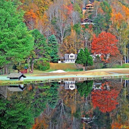 Romantic, Honeymoon Cabin In The Smokies! Гатлинбург Экстерьер фото