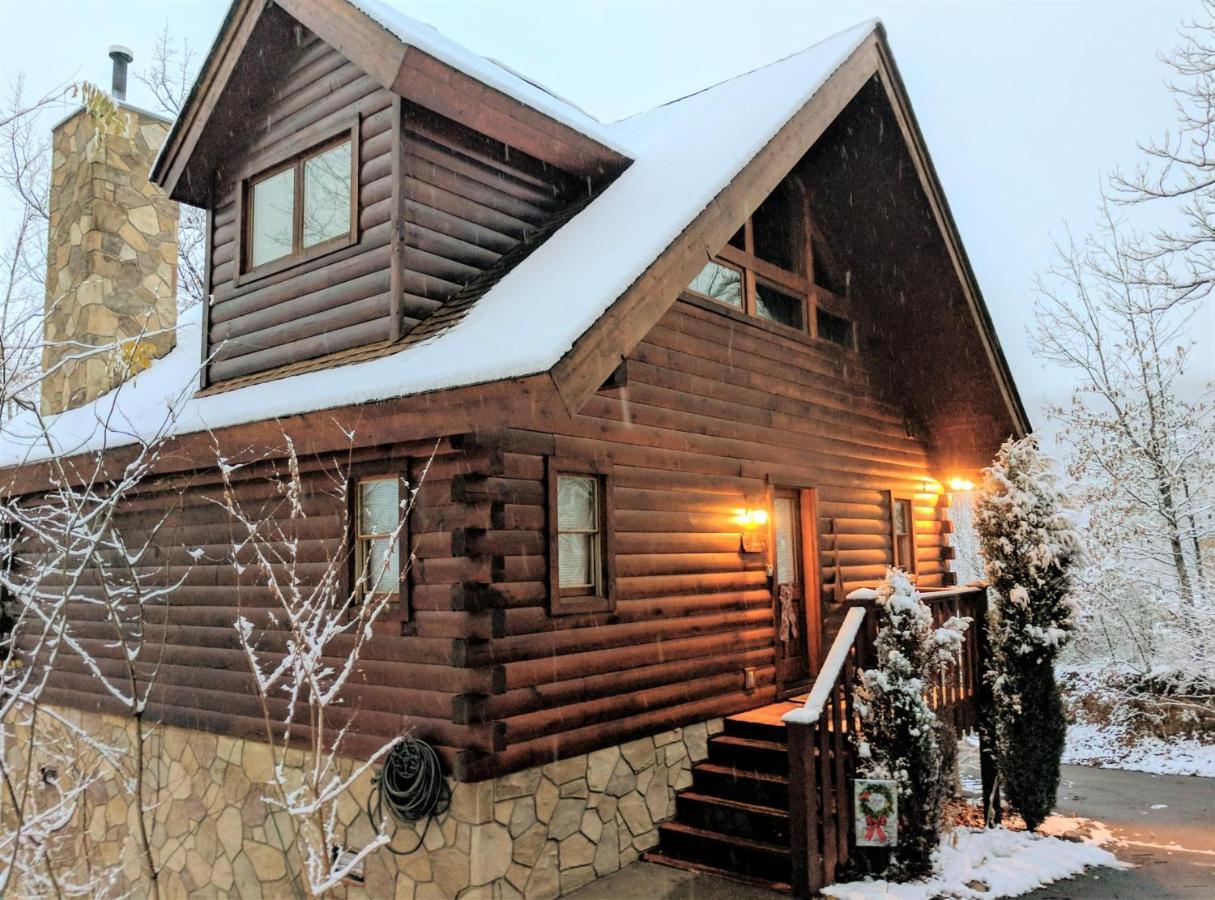Romantic, Honeymoon Cabin In The Smokies! Гатлинбург Экстерьер фото