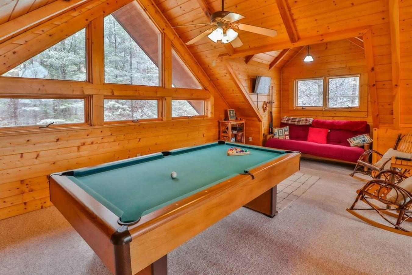 Romantic, Honeymoon Cabin In The Smokies! Гатлинбург Экстерьер фото