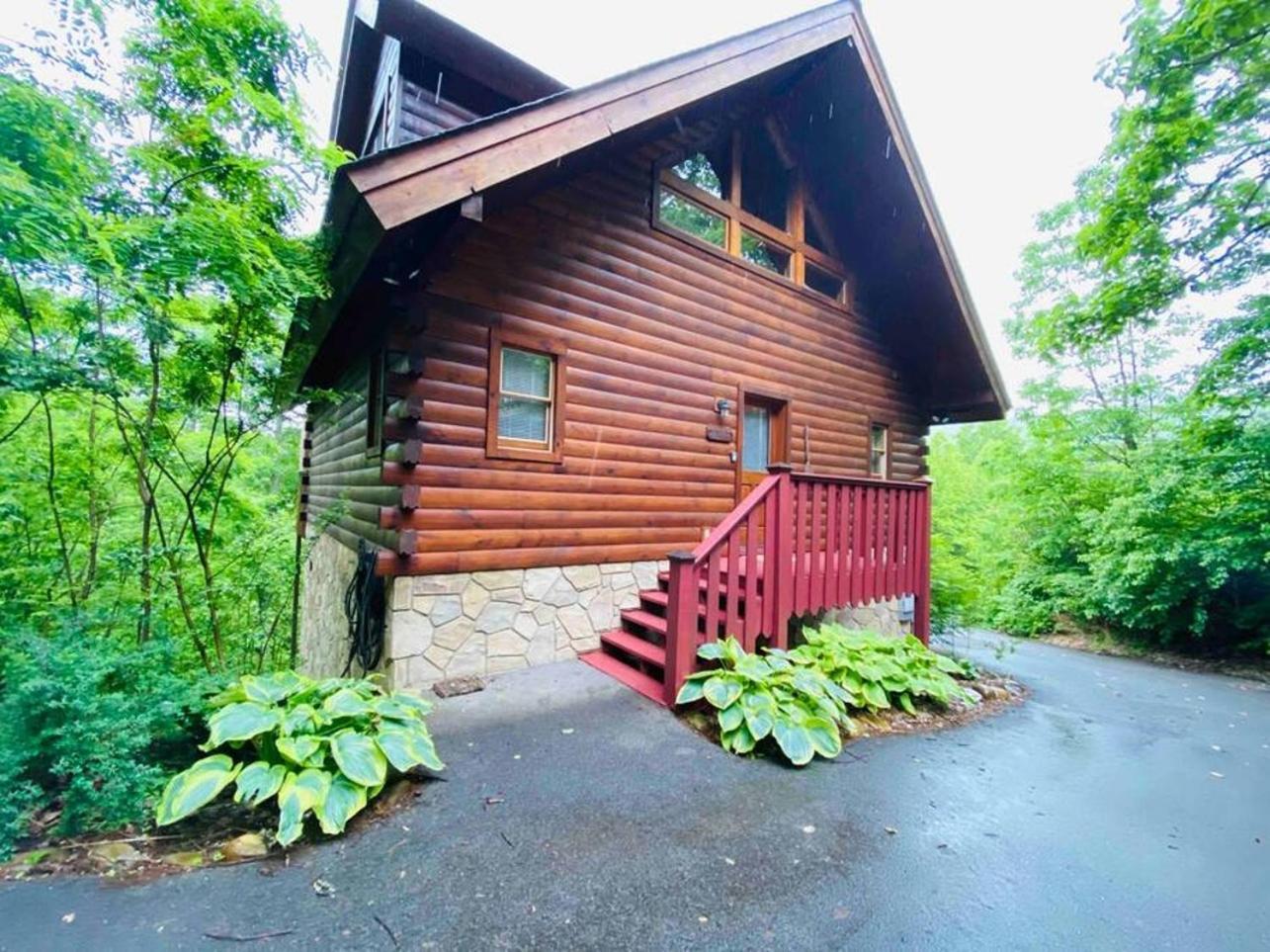 Romantic, Honeymoon Cabin In The Smokies! Гатлинбург Экстерьер фото